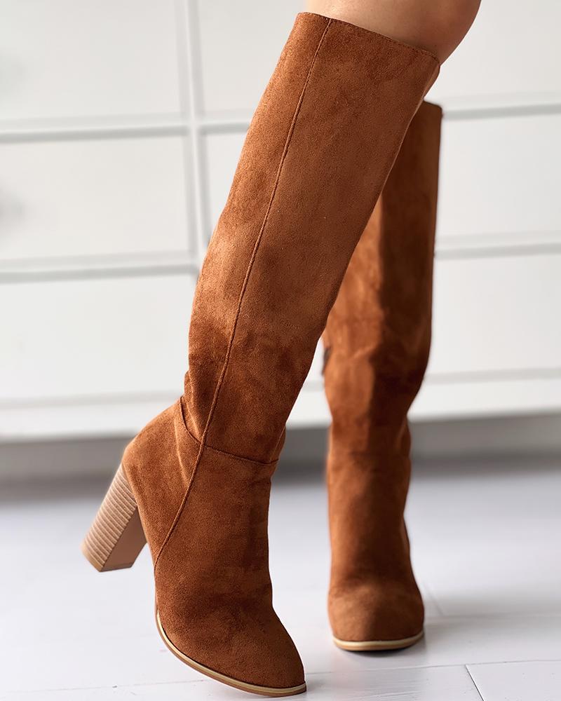 Elegantní a detailní podpůrné boty