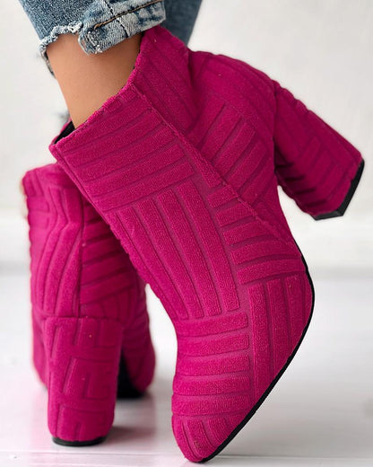Elegantní a detailní podpůrné boty
