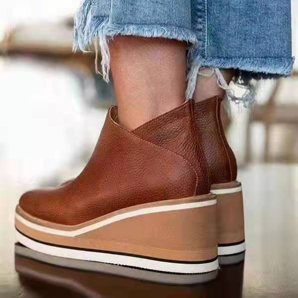Elegantní a detailní podpůrná obuv