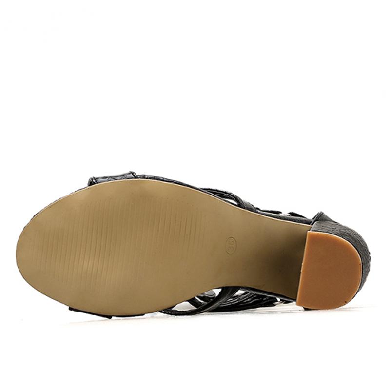 Ležérní a podpůrné ortopedické letní sandály