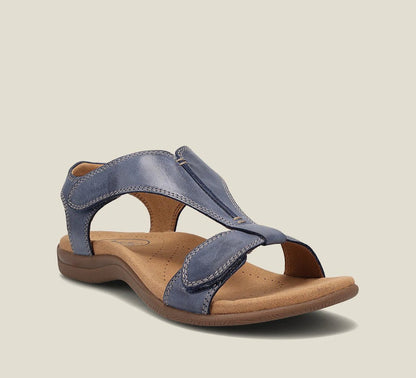 Elegantní a detailní podpůrné letní sandály
