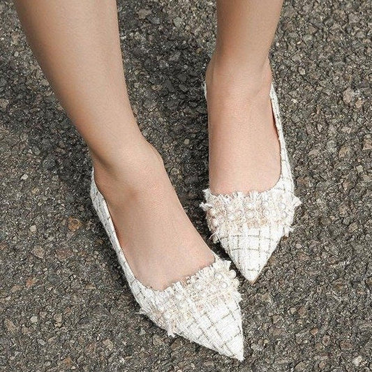 Elegantní a detailní podpůrné letní mokasíny
