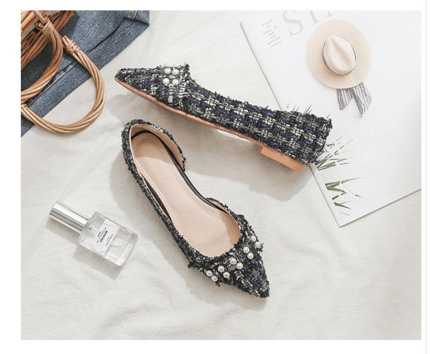 Elegantní a detailní podpůrné letní mokasíny