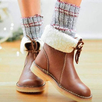 Elegantní a detailně propracovaná podpůrná obuv