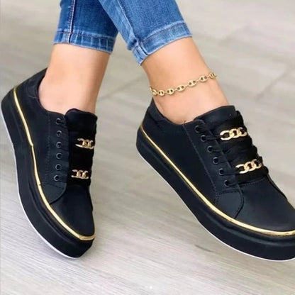 Elegantní a detailní podpůrné letní boty