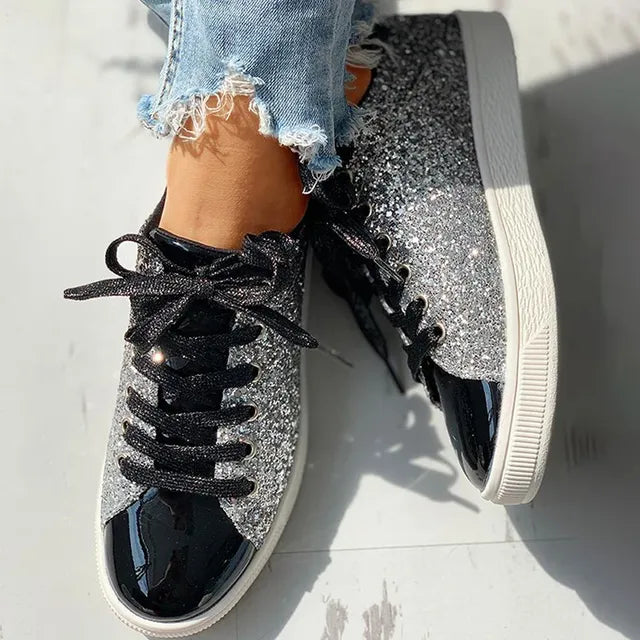 Elegantní a detailní podpůrná obuv