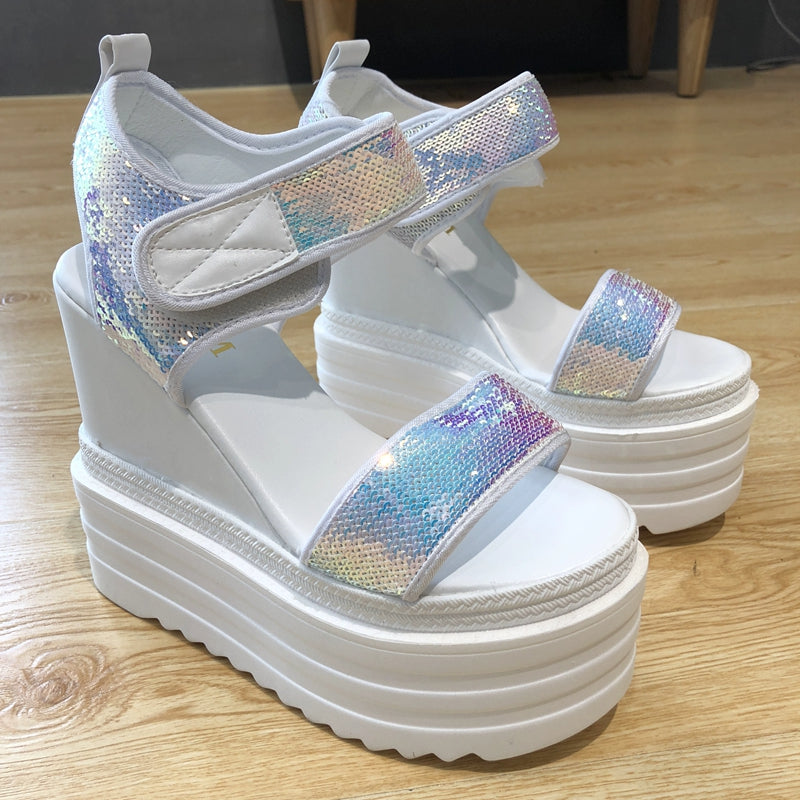 Elegantní a podpůrné ortopedické letní sandály