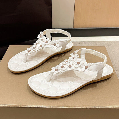 Elegantní a detailní podpůrné zimní sandály