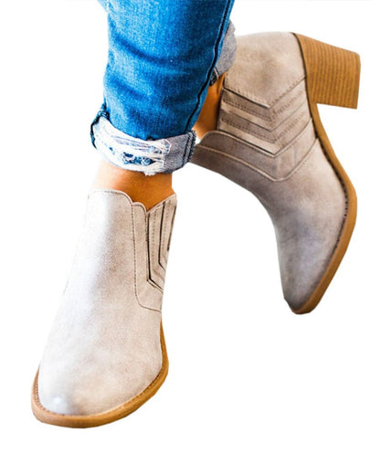 Elegantní a detailní podpůrné boty