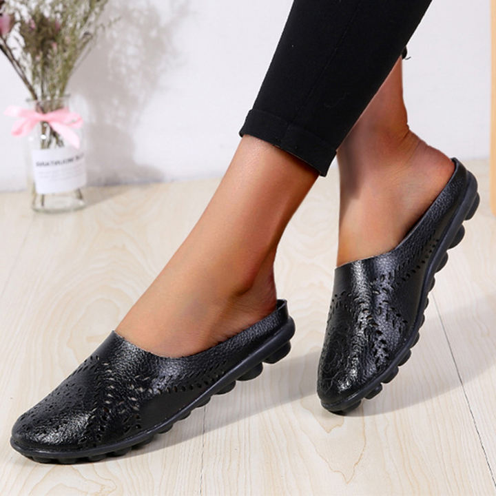 Elegantní a detailní podpůrné letní boty