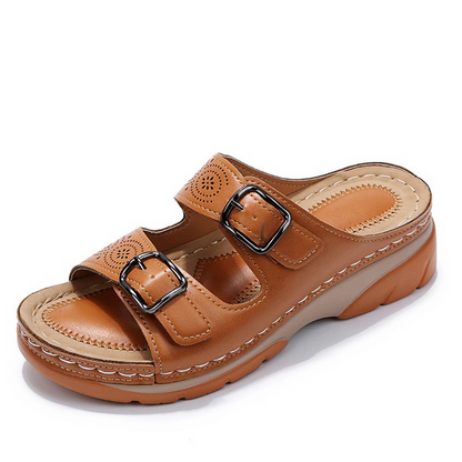 Podpůrné a stylové ortopedické letní sandály