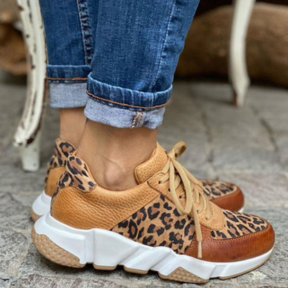 Elegantní a detailní podpůrná obuv