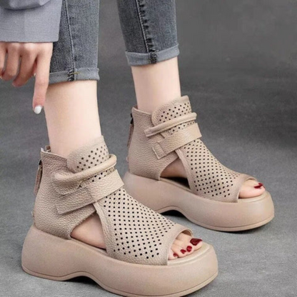 Nadčasové a podpůrné ortopedické zimní sandály