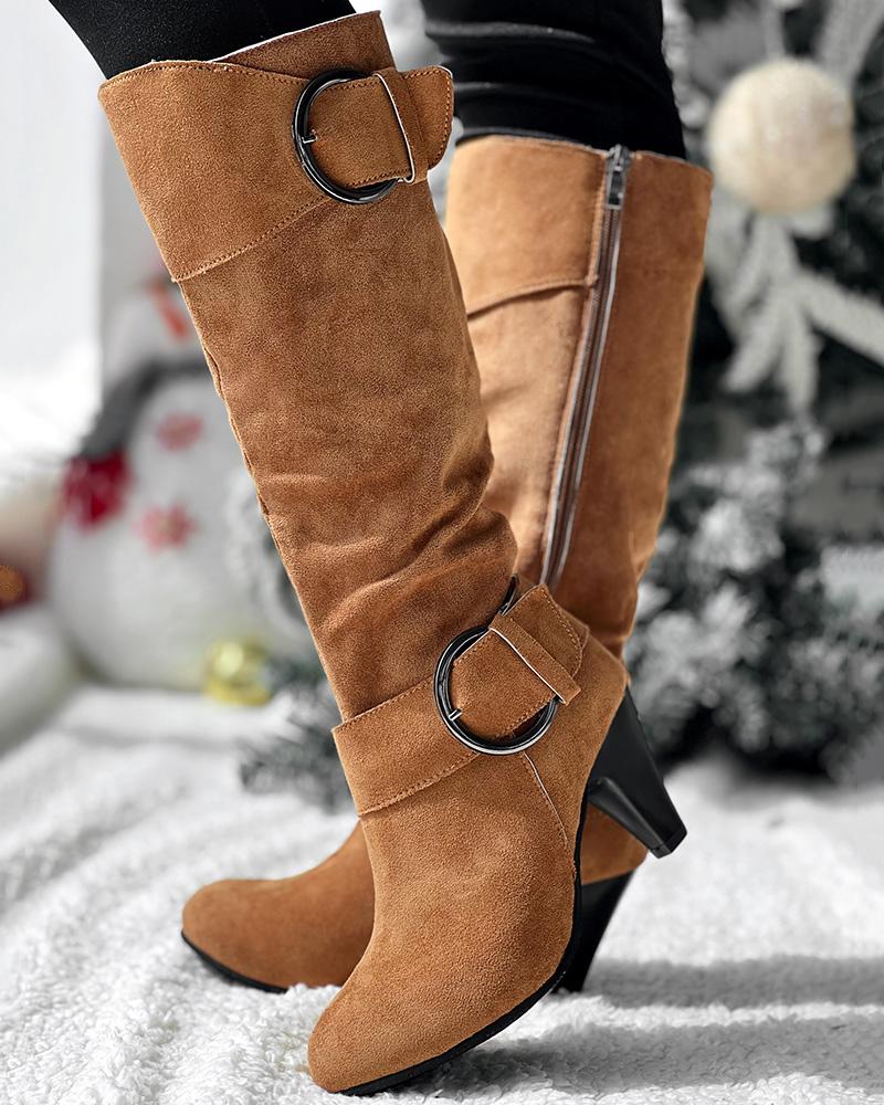 Elegantní a detailní podpůrné boty