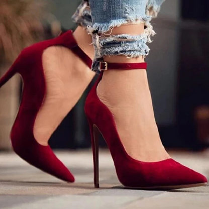 Elegantní a detailní podpůrné letní podpatky