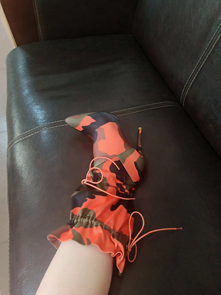 Elegantní a detailní podpůrné letní boty