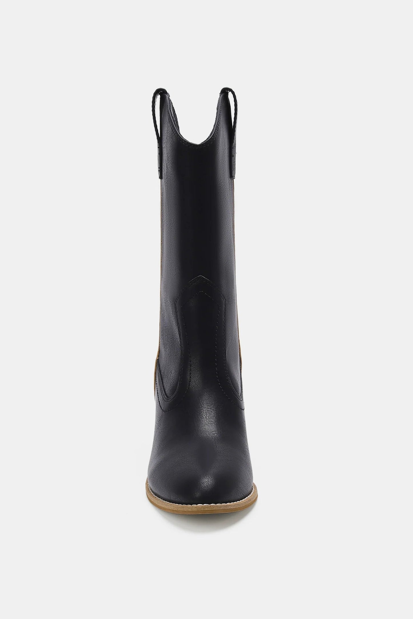 Elegantní a detailní podpůrné letní boty