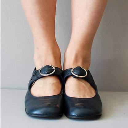 Elegantní a detailní podpůrné letní boty