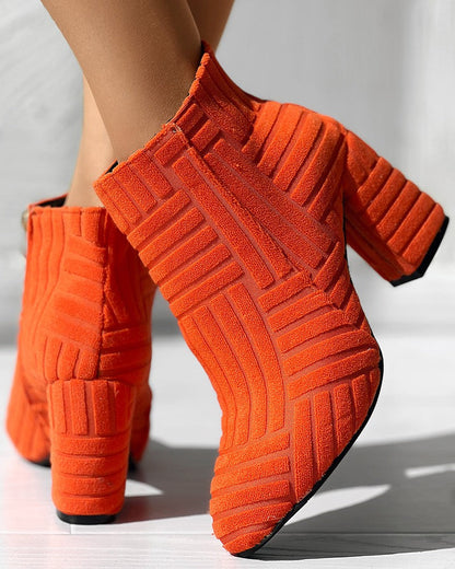 Elegantní a detailní podpůrné boty