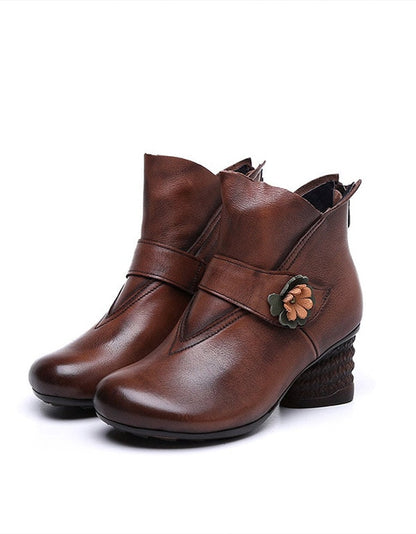 Elegantní a detailní podpůrné letní boty