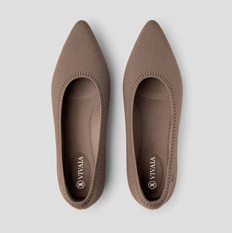 Elegantní a detailní podpůrné letní sandály
