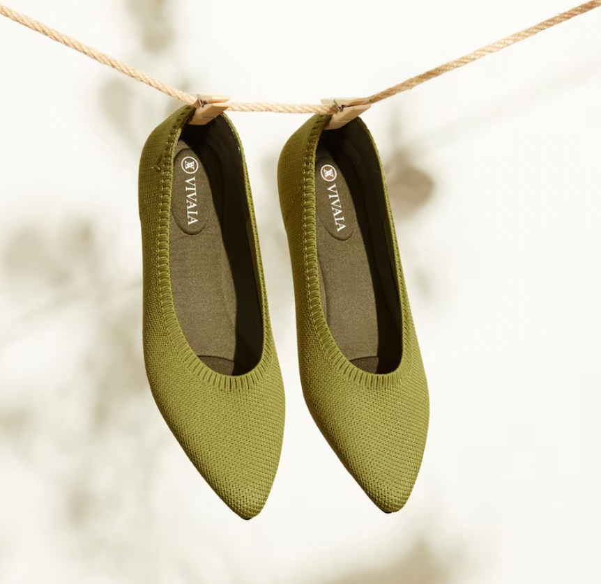 Elegantní a detailní podpůrné letní sandály
