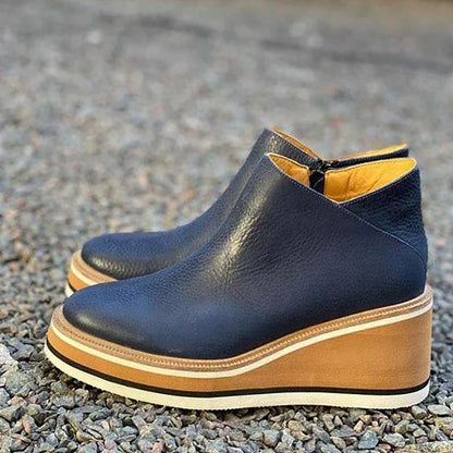 Elegantní a detailní podpůrné letní boty