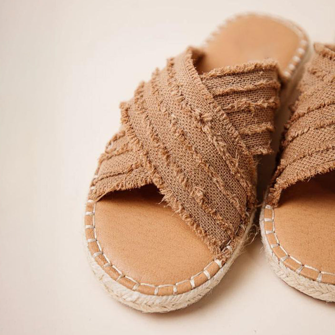 Podpůrné a stylové ortopedické letní boty Flats
