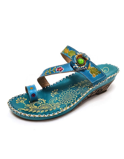 Elegantní a detailní podpůrné letní boty