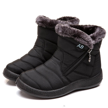 Elegantní a detailní podpůrné letní boty