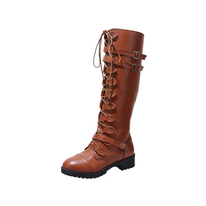 Elegantní a detailní podpůrná obuv