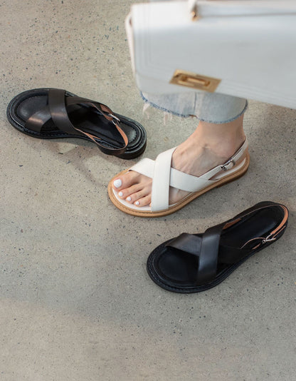 Módní a podpůrné ortopedické letní sandály