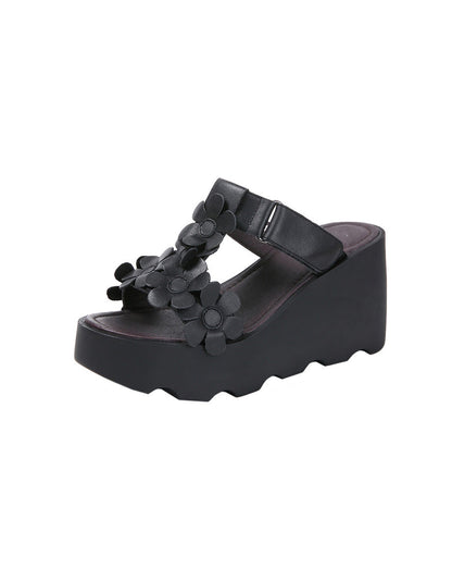 Elegantní a detailně propracovaný podpůrný letní klín Wedge