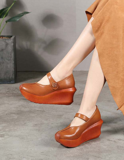 Elegantní a detailní podpůrné letní sandály