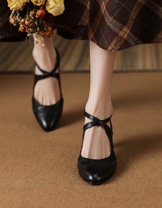Elegantní a detailní podpůrné letní boty