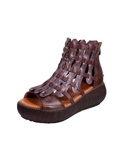 Elegantní a detailní podpůrné letní sandály