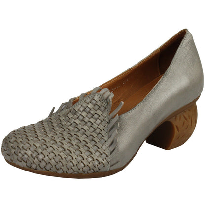 Elegantní a detailní podpůrné letní podpatky