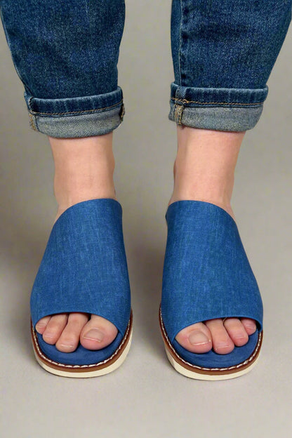 Elegantní a detailně propracovaný podpůrný letní klín Wedge