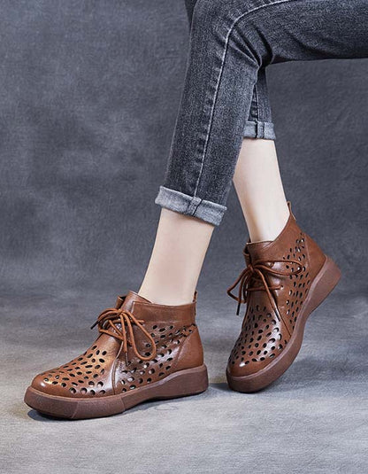 Elegantní a detailní podpůrné letní boty