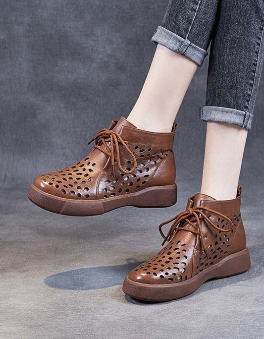 Elegantní a detailní podpůrné letní boty