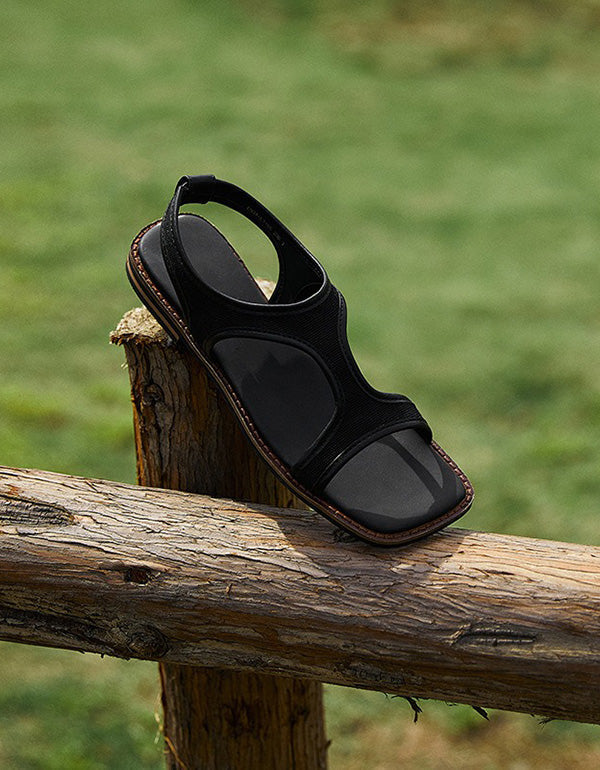 Elegantní a detailní podpůrné letní sandály