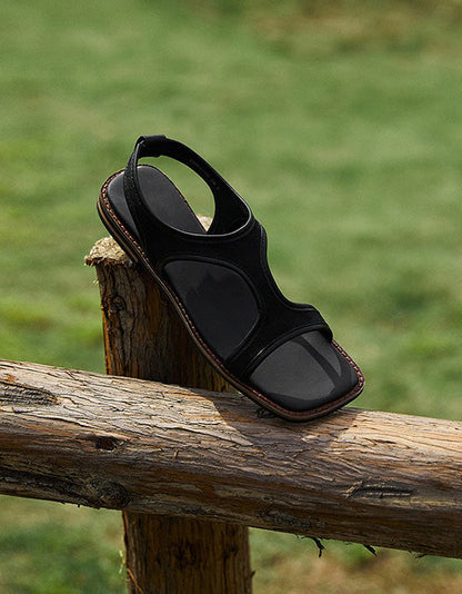 Elegantní a detailní podpůrné letní sandály