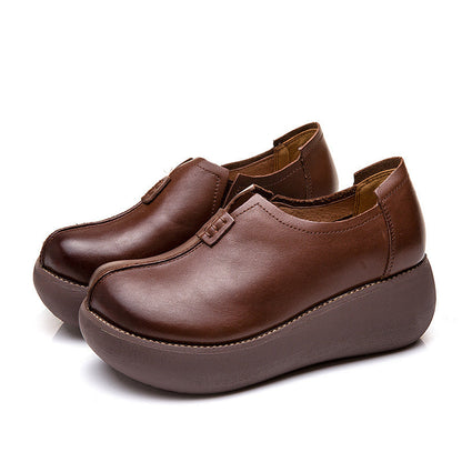 Elegantní a detailní podpůrné zimní boty