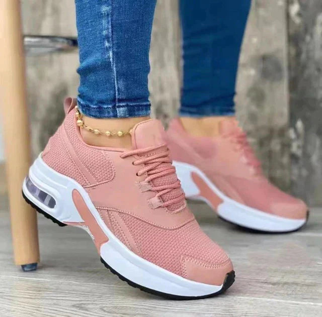 Elegantní a detailní podpůrná obuv