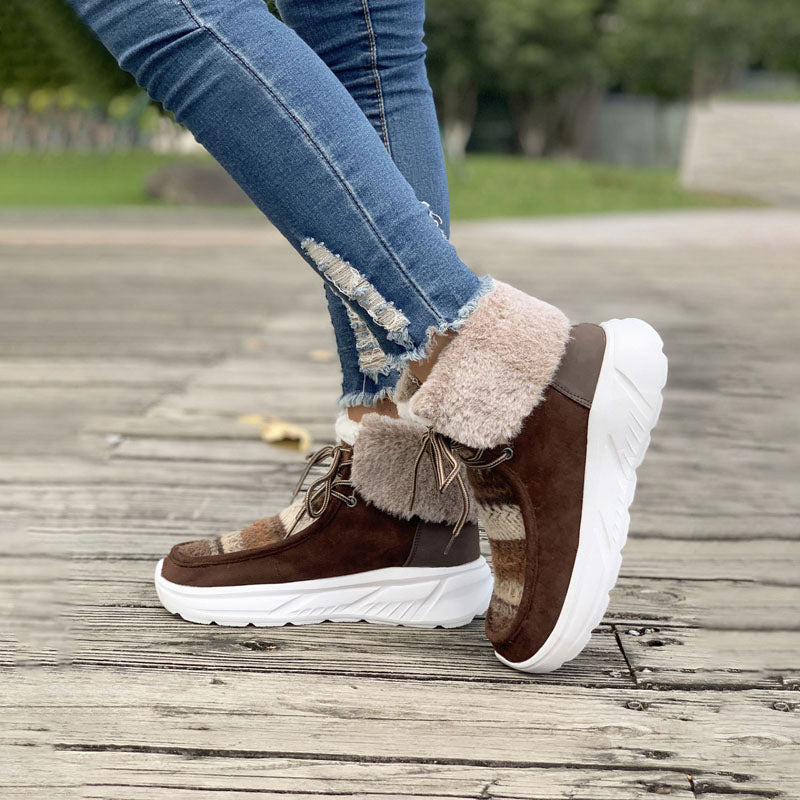 Elegantní a detailní podpůrné boty