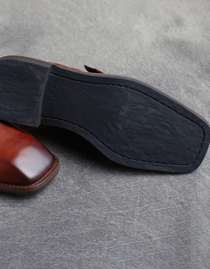 Elegantní a detailně propracovaná podpůrná letní obuv