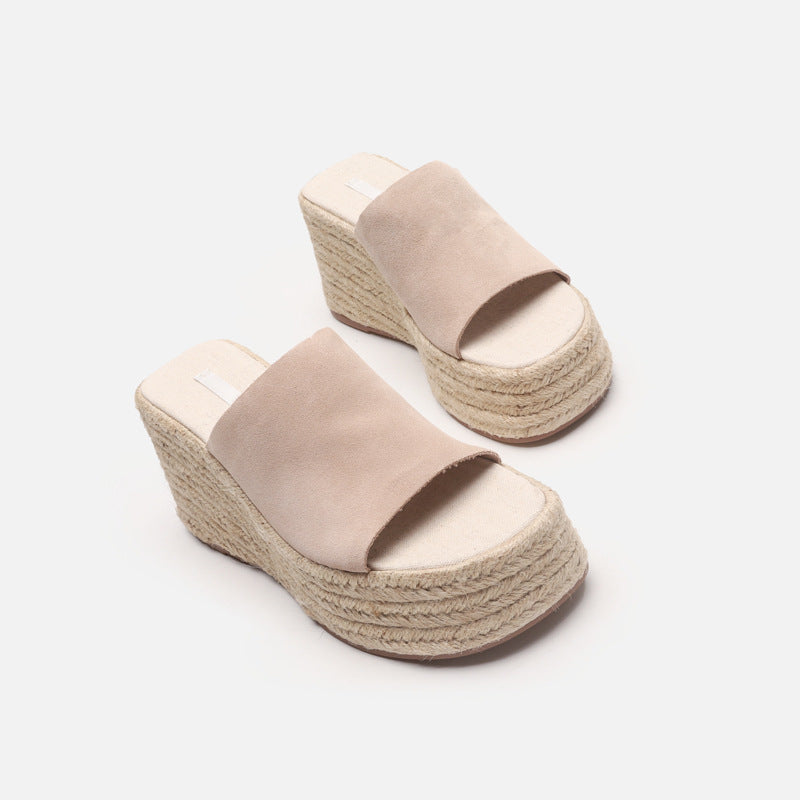 Elegantní a podpůrné ortopedické letní sandály