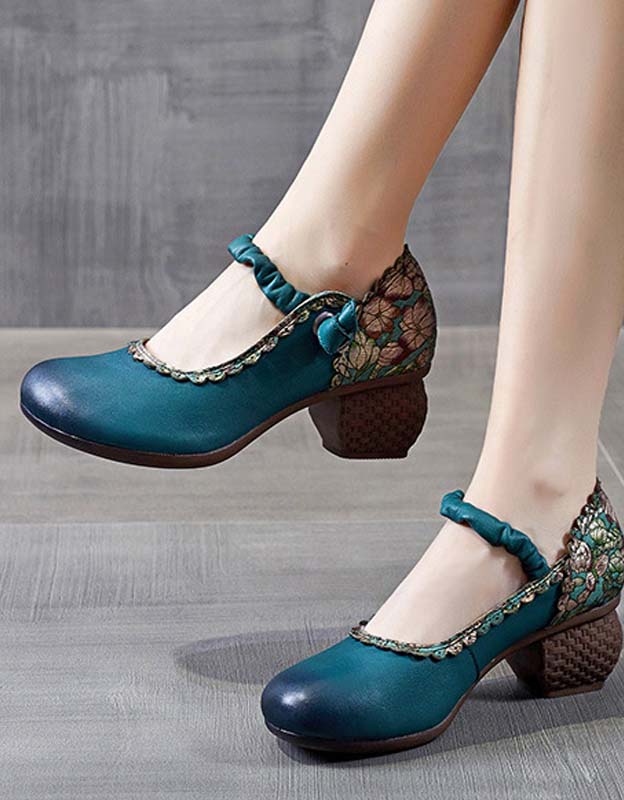 Elegantní a detailní podpůrné letní podpatky