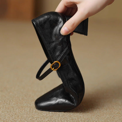 Elegantní a detailní podpůrné letní podpatky