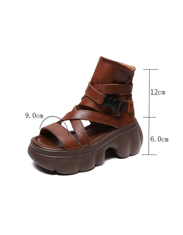 Podpůrné a módní ortopedické letní sandály